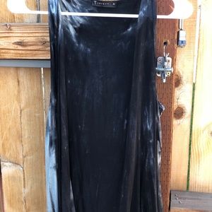 Sweet boho style navy and white tie die vest